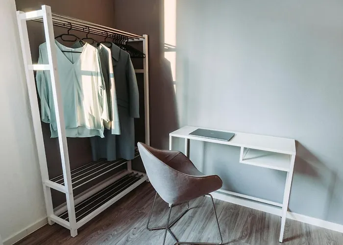 Stylisches City-apartment 56 M² شقة *